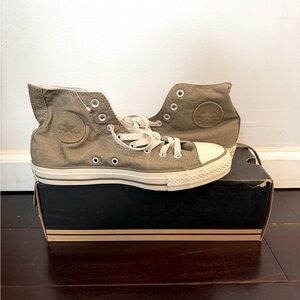 Converse Chuck Taylor All Star Unisex High-Top Sneaker Olive Green